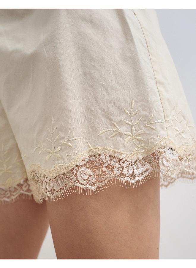TOPSHOP Lace Trim Shorts Woven - Image 4