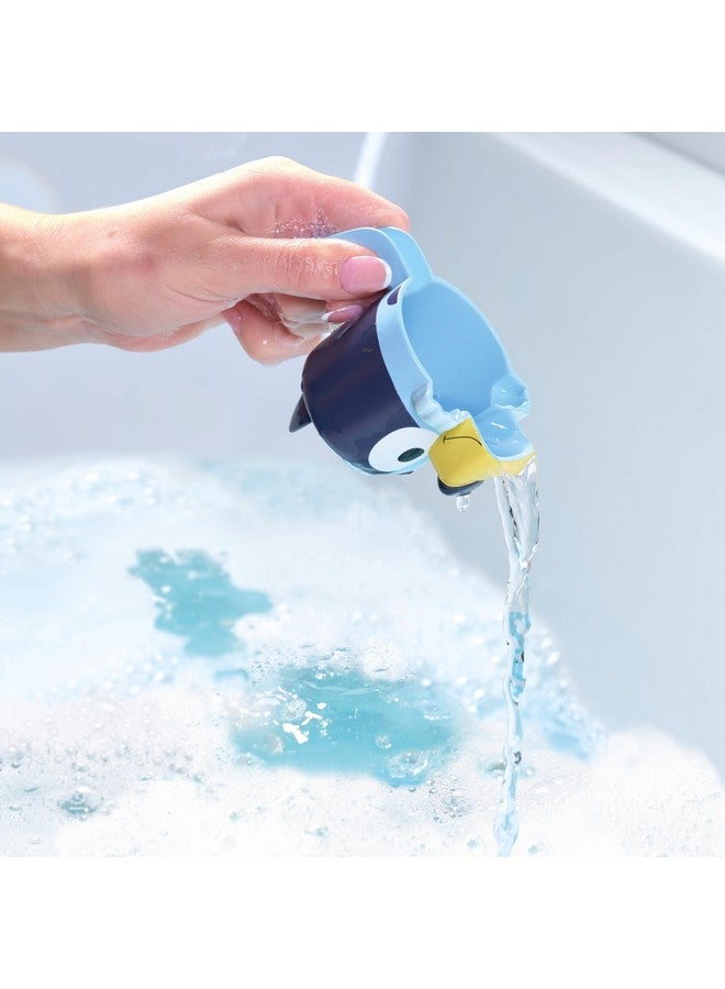 TOMY ألعاب استحمام توومي من تومي - أدوات صب عائلة بلوى - تشمل شخصيات تشيلي، باندت، بينغو وبلوى - أكواب متداخلة وقابلة للتكديس للاستحمام أو الشاطئ أو المسبح - 4 قطع - للأعمار من 18 شهرًا وما فوق - Image 4