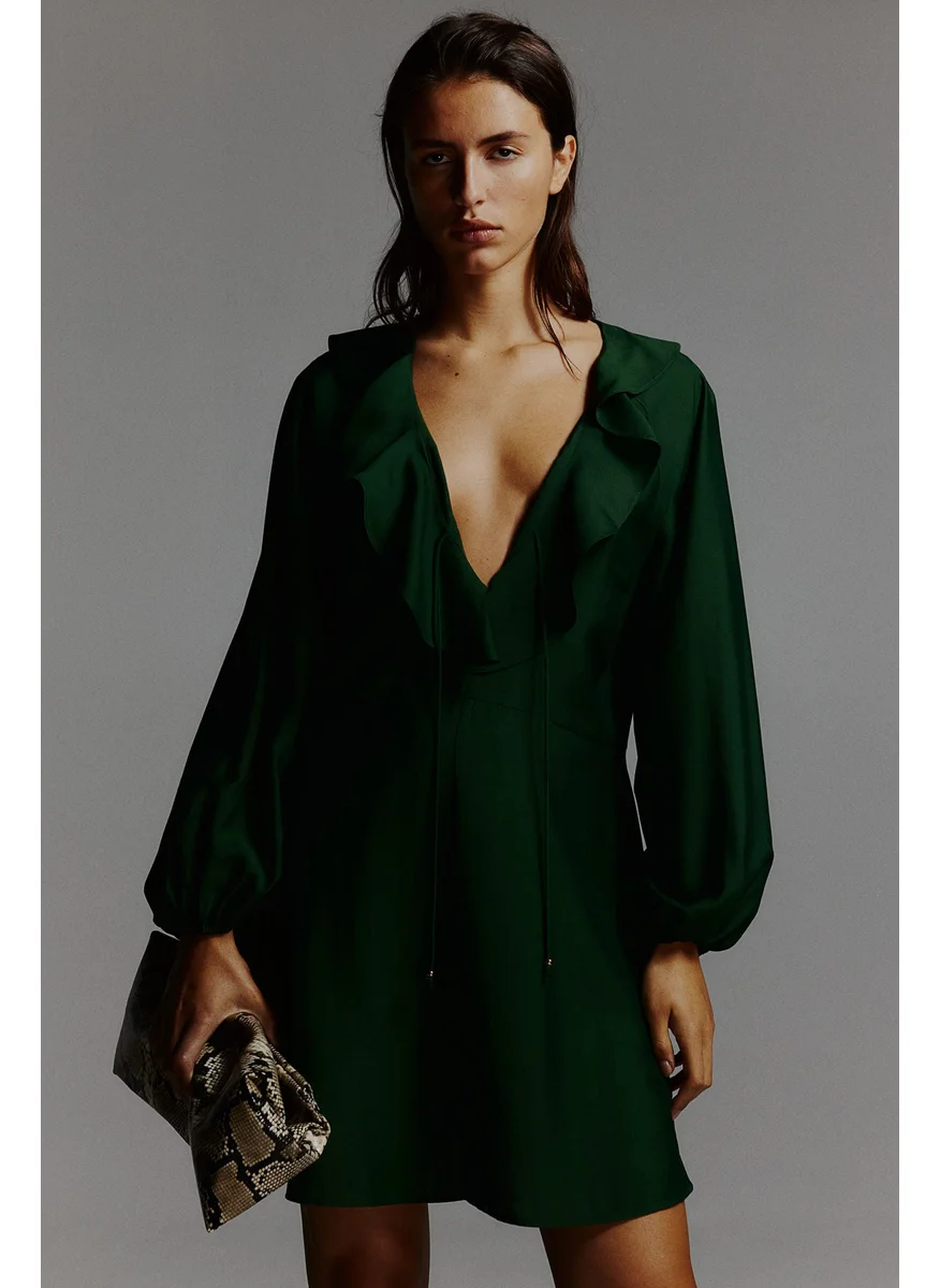 H&M Flounce-Trimmed Dress