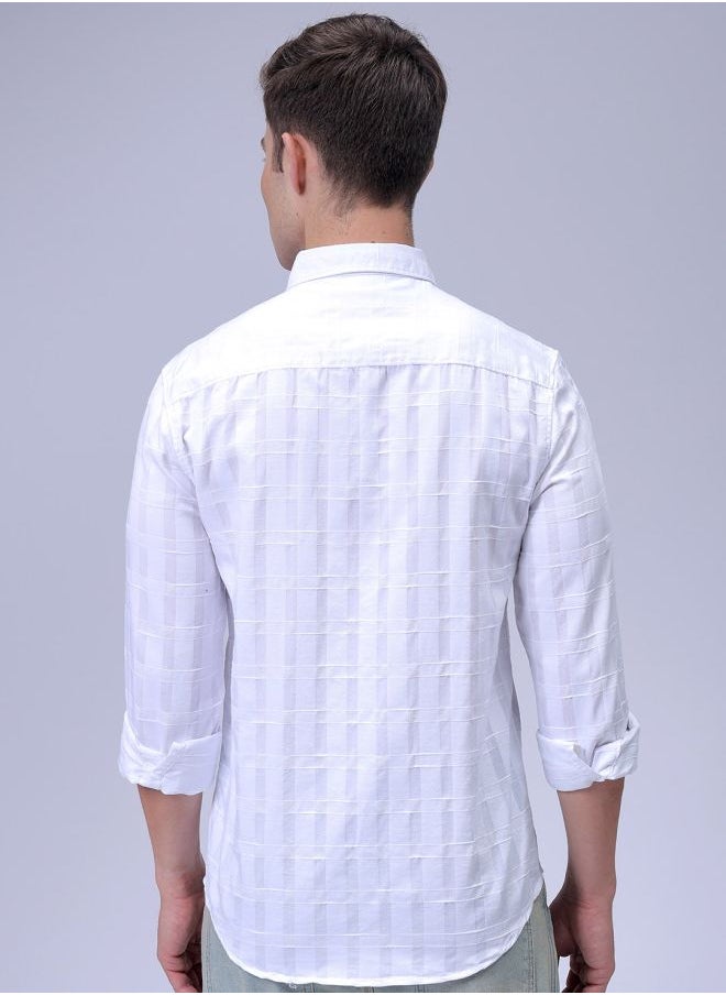 The Indian Garage Co Men Slim Fit Checkered Full Sleeves Cutaway Collar Casual Shirt  - Image 2