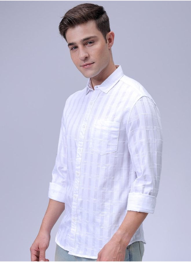 The Indian Garage Co Men Slim Fit Checkered Full Sleeves Cutaway Collar Casual Shirt  - Image 3