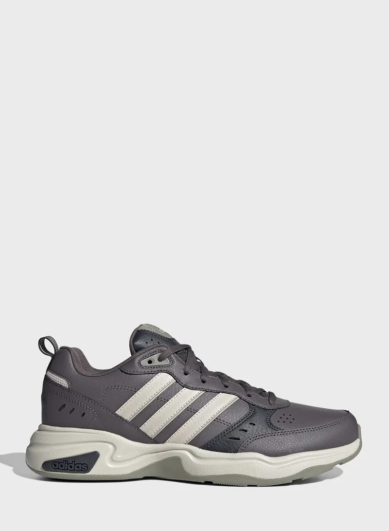 adidas حذاء ستراتر