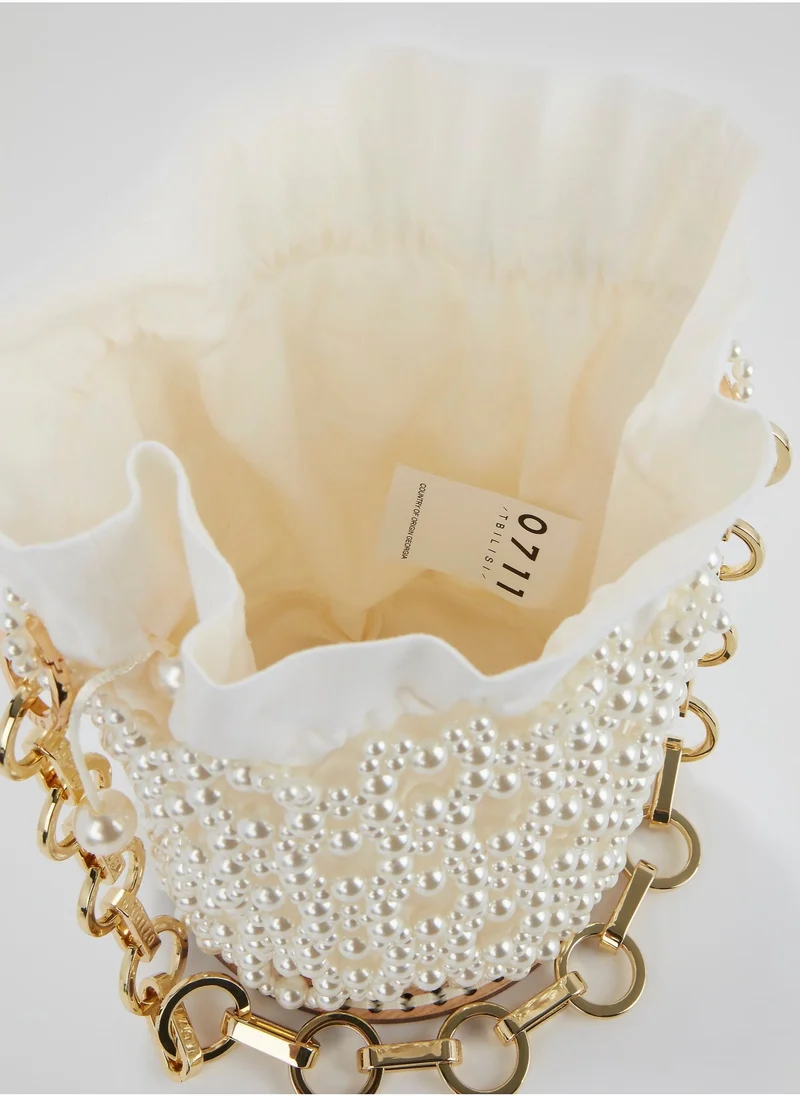 0711 Tbilisi White Pearl Embellished Chain Strap Bucket Bag