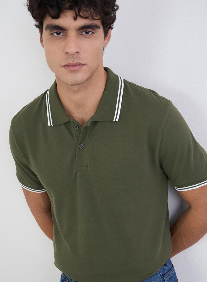 Styli Men Solid Regular Fit Cotton Pique Polo T-Shirt with Tipping - Image 3