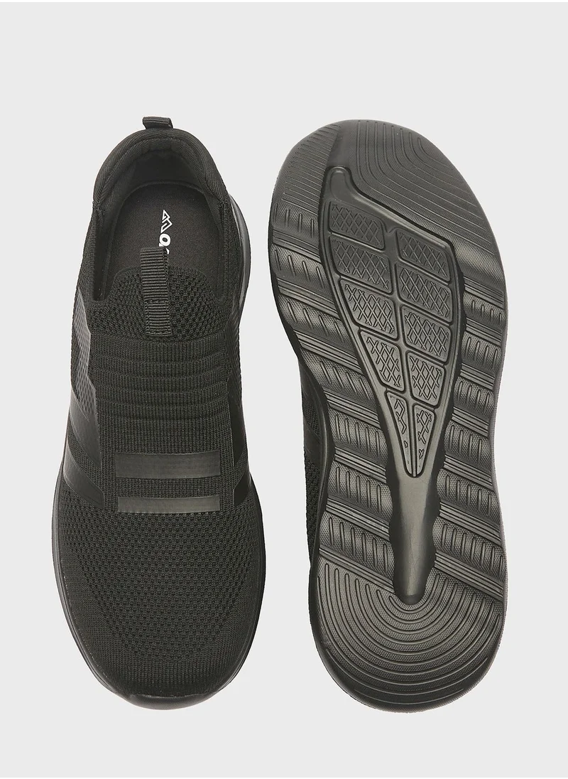 شو اكسبرس Lace Up Low Top Sneakers