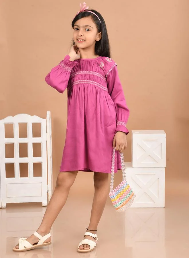 LILPICKS LILPICKS Round Neck Knee Length Dress