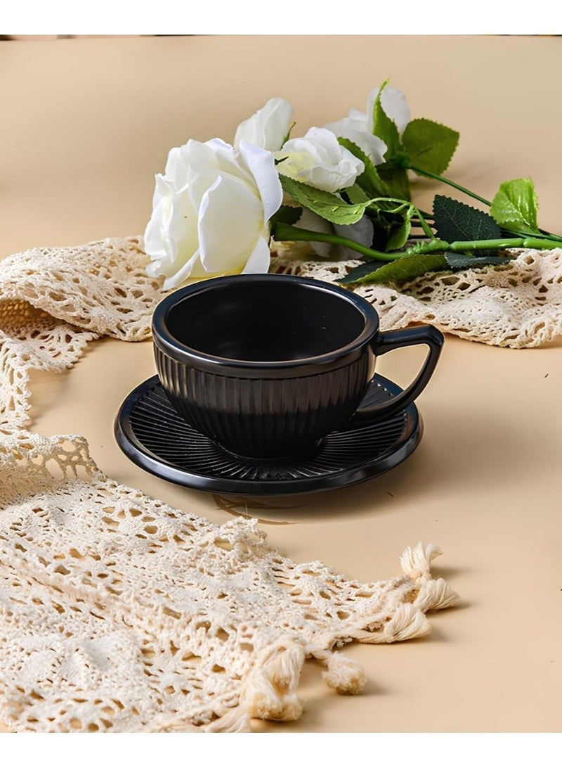 فنجان مع طبق من البورسلين عالي الجودة سعة 280 مل باللون الأسود ليعكس لمسة فاخرة من الرقي والفخامة - Image 5