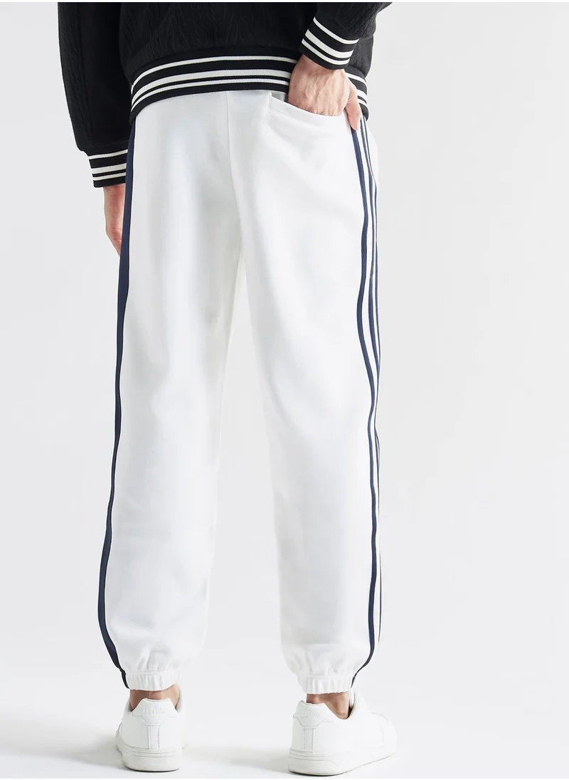 FAV Logo Cuffed Sweatpants