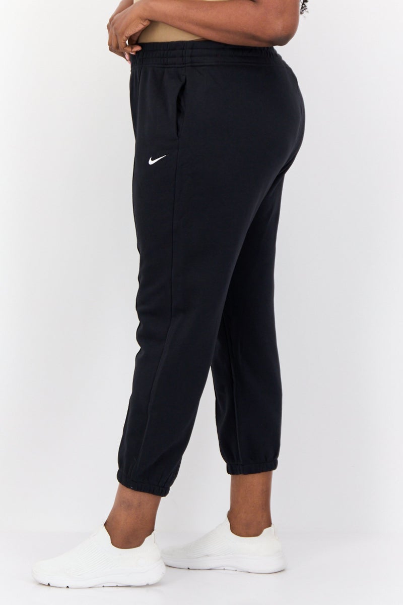 Nike سروال رياضي خارجي للنساء بحجم كبير، أسود - Image 2