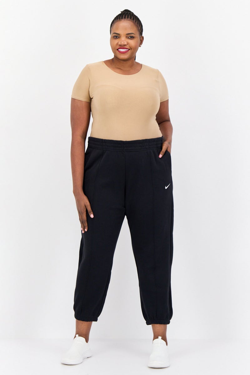 Nike سروال رياضي خارجي للنساء بحجم كبير، أسود - Image 4