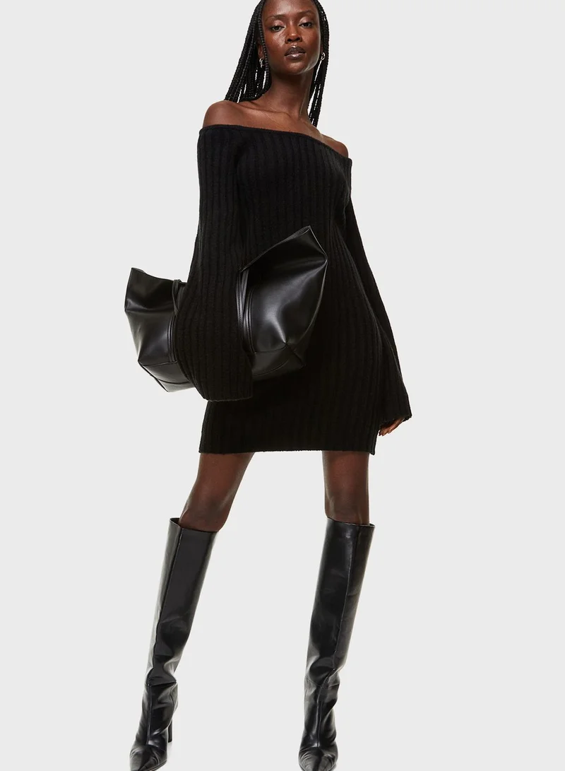 H&M Ribbed Knitted Dress