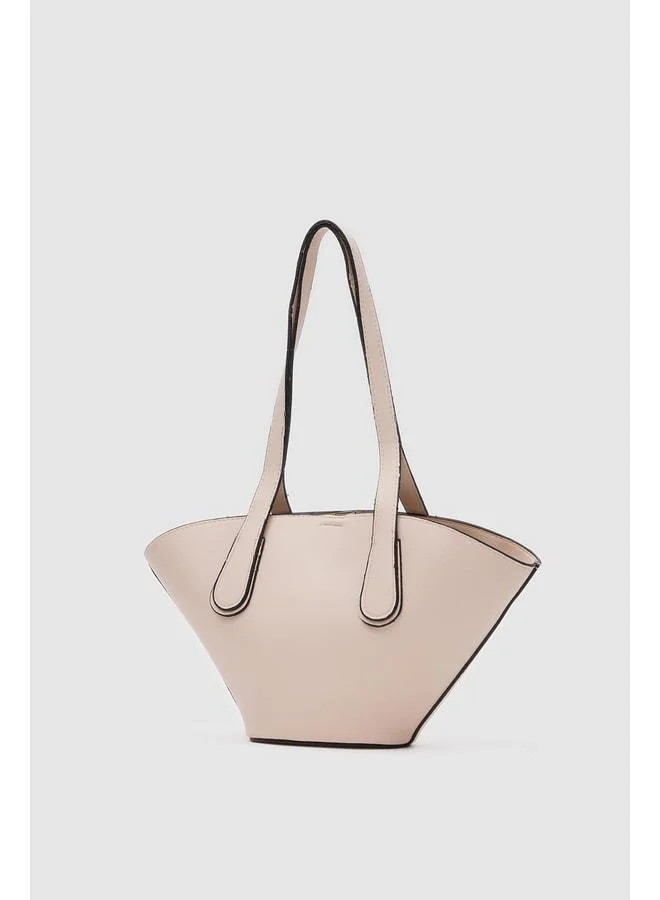 شولي باجس حقيبة كتف مارتا باللون الكريم.