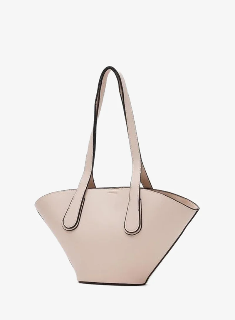 شولي باجس حقيبة كتف مارتا باللون الكريم.