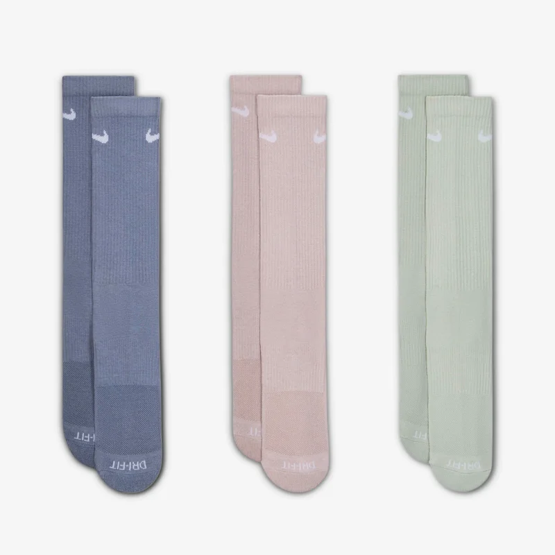 Nike Everyday Plus Cushioned Training Crew Socks (3 Pairs)