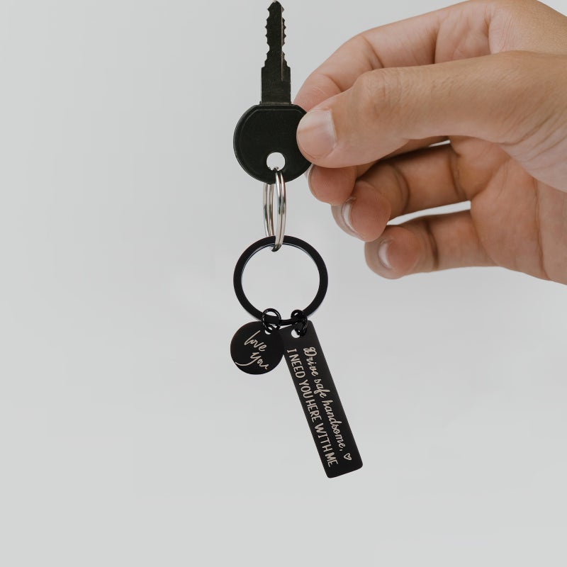 2Pcs Delicate Pendant for Keychain Decor Decorative Adornment Delicate Keychain Decor - Image 3