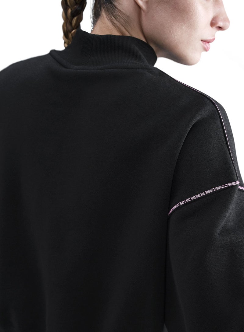 كنزة صوفية نسائية بياقة عالية من نايك فينيكس