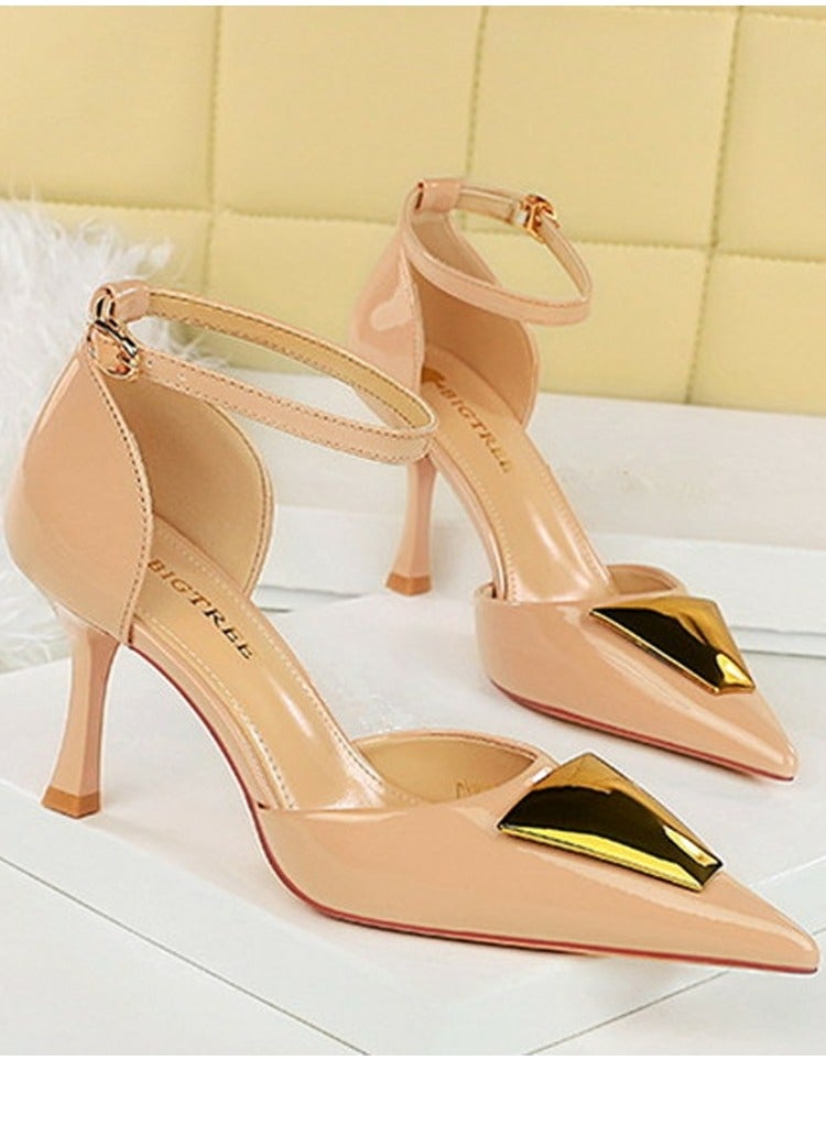 بيج تري المرأة براءة اختراع مضخات الجلد مغلقة إصبع القدم الكعب العالي مع أحزمة الكاحل بيج 8CM - Image 1