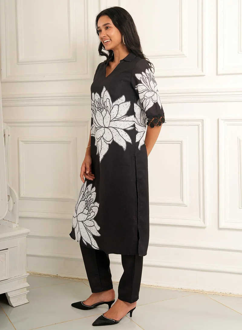 QISSA Women's Onyx Black Dahlia Imprint Kurta Set