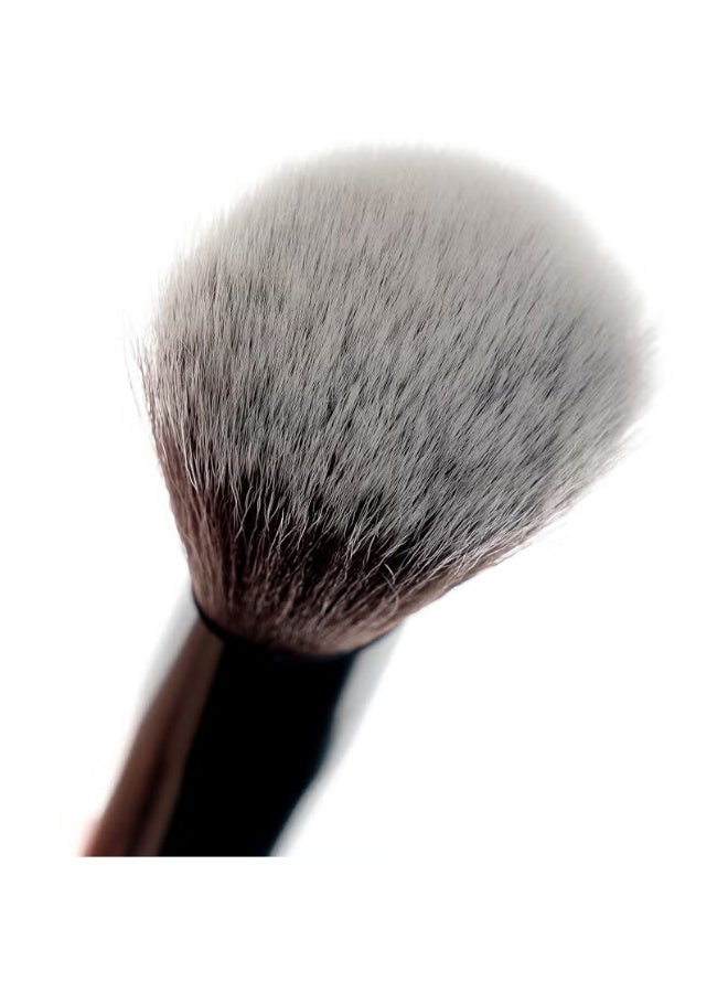 brushworks No. 2 Buffing Foundation Brush - Image 3