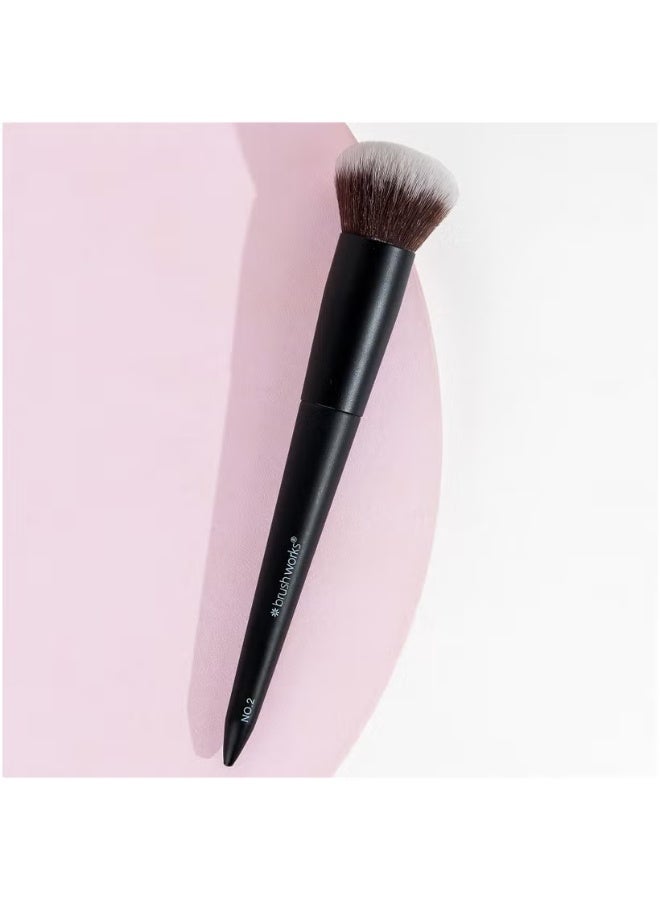 brushworks No. 2 Buffing Foundation Brush - Image 2