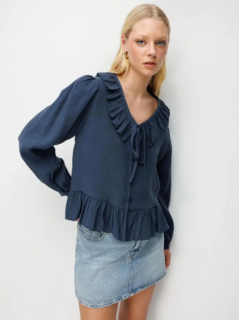 MixRay MIXRAY Frilly V-Neck Blouse with Button Closure