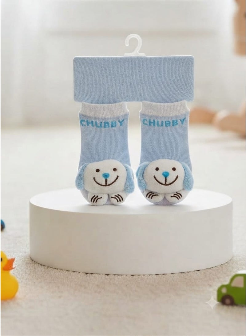 Newborn baby socks with a 3D design, cartoon shapes, distinctive colors, product code M680