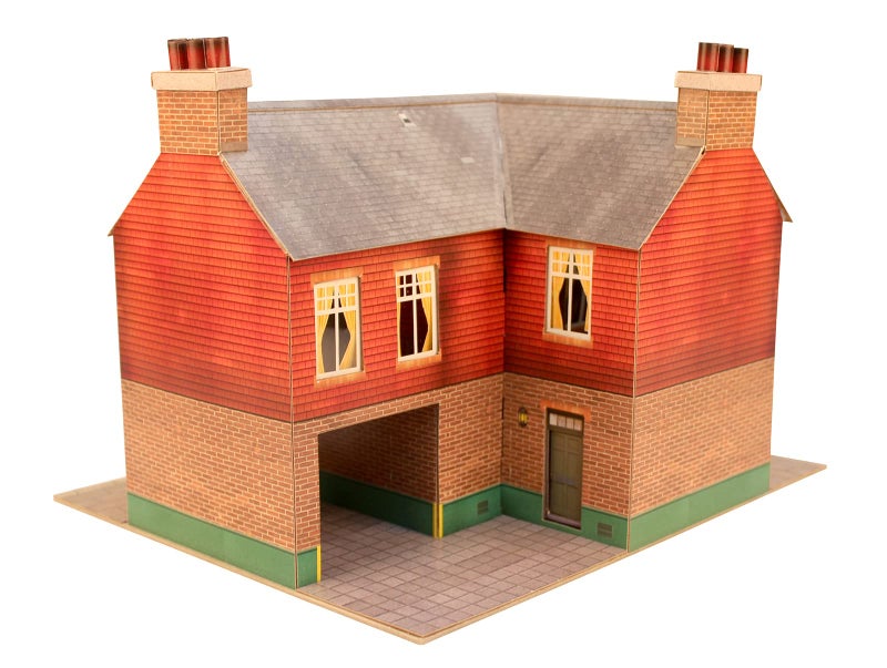 The CityBuilder Corner Inn Model Making Kit 1:43 Scale (7mm) O Gauge - Image 3