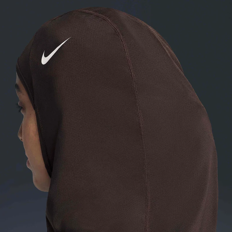 نايكي حجاب برو 2.0 للنساء