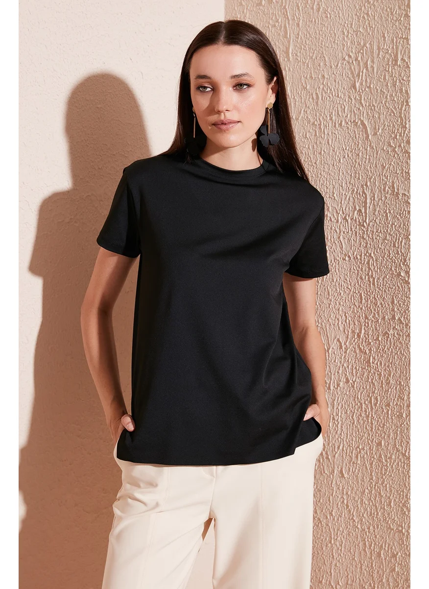 Lela Regular Fit Crew Neck T Shirt Women's T Shirt 5865400