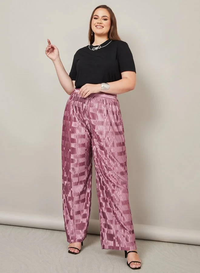 Styli Embellished Round Neck Regular T-Shirt