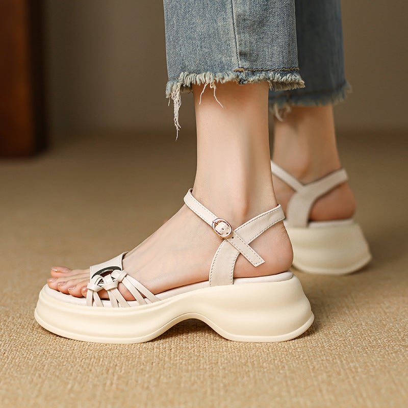 Model 2024 Summer Sports Mid-Heel 32-42 Open Toe Breathable Thick Bottom Round Toe Sandals For Women - Image 2