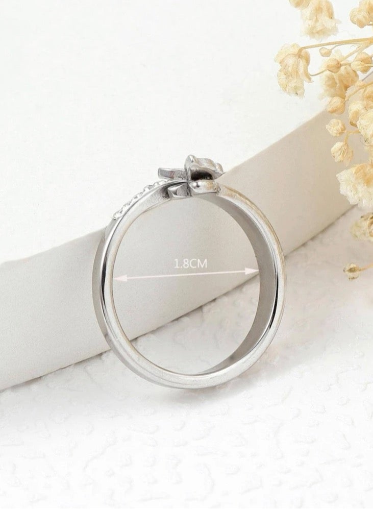 بلو لاين خاتم نسائي أنيق من الاستانلس ستيل مطلي باللون الفضي مقاس 8 - Image 2