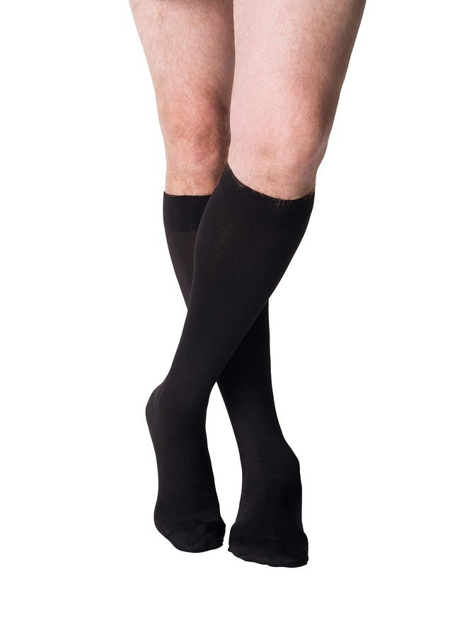 SIGVARIS Men’s Style Microfiber 820 Closed Toe Calf-High Socks 20-30mmHg - Image 1