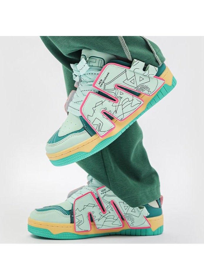 KUYING - New Thick Sole Elevated Board Shoes - Image 1