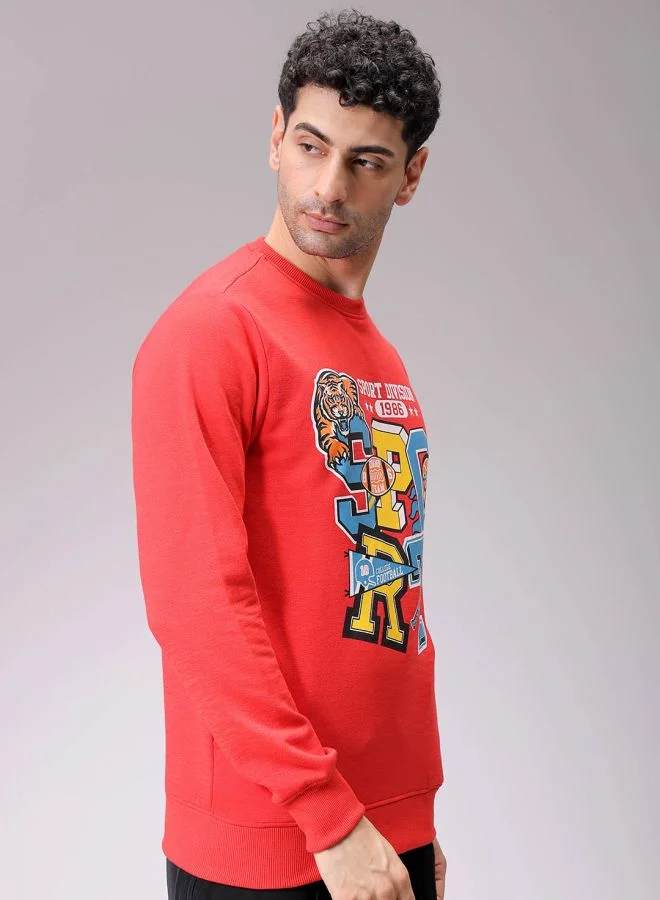 شركة المرآب الهندية Men Regular Fit Placement Print Crew Neck Overhead Sweatshirt
