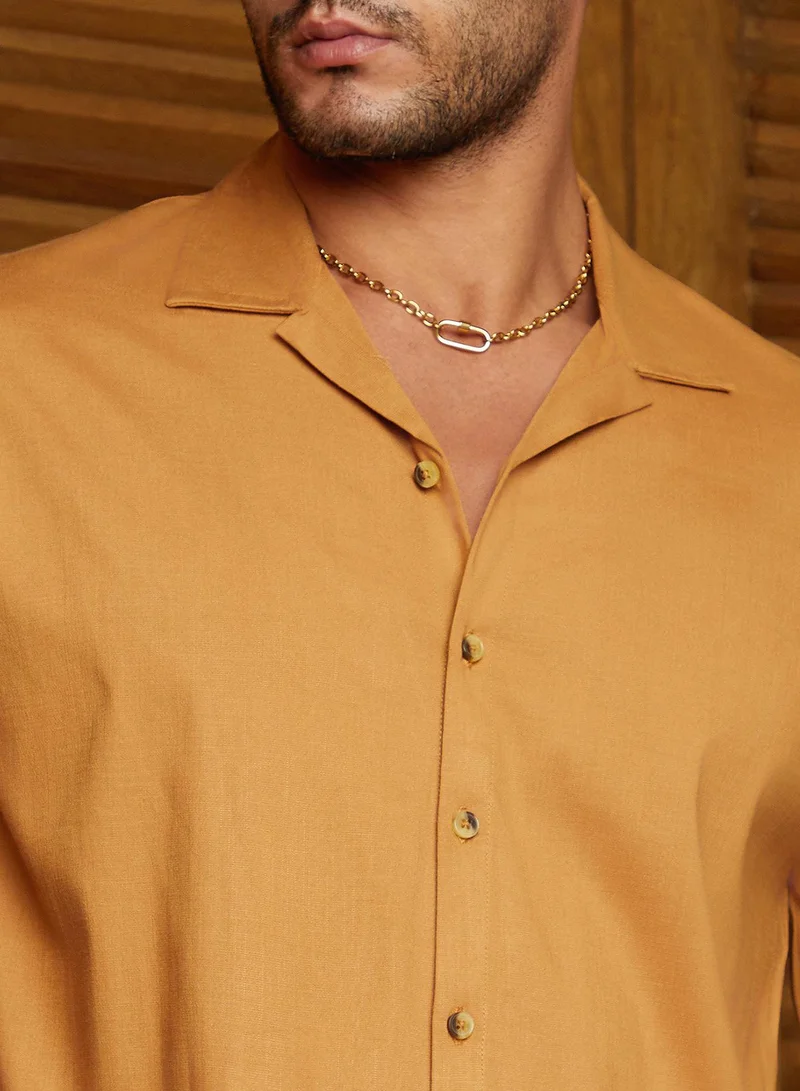 Campus Sutra Men's Yellow Ochre Solid Resort Oversized Shirt