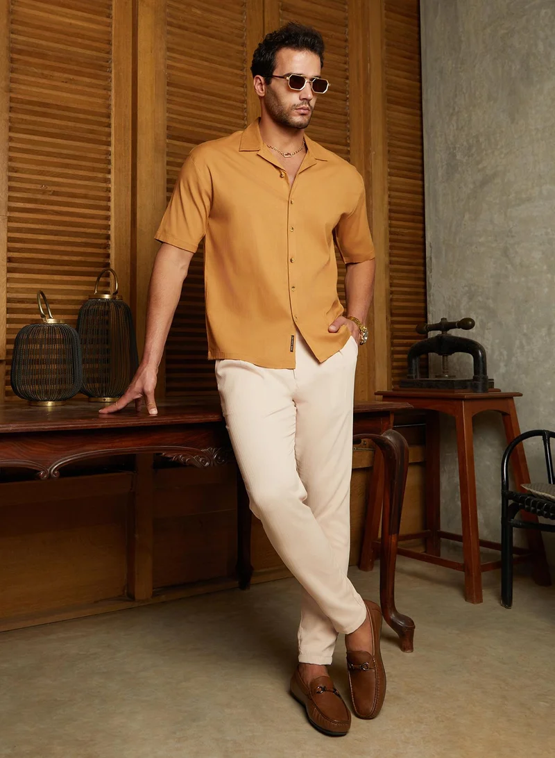 Campus Sutra Men's Yellow Ochre Solid Resort Oversized Shirt