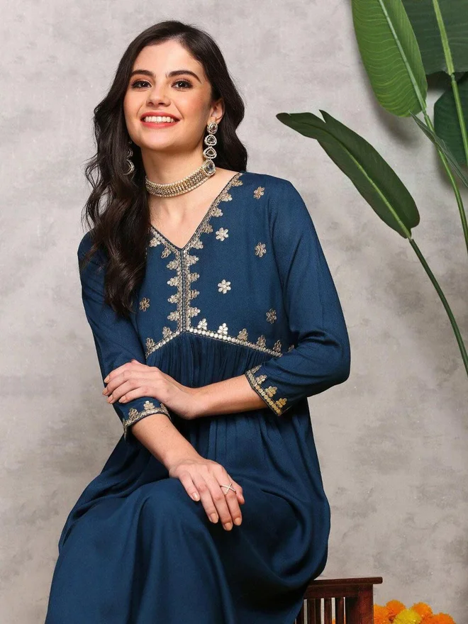 ISHIN ISHIN Blue Viscose Rayon Kurta with Pant Set