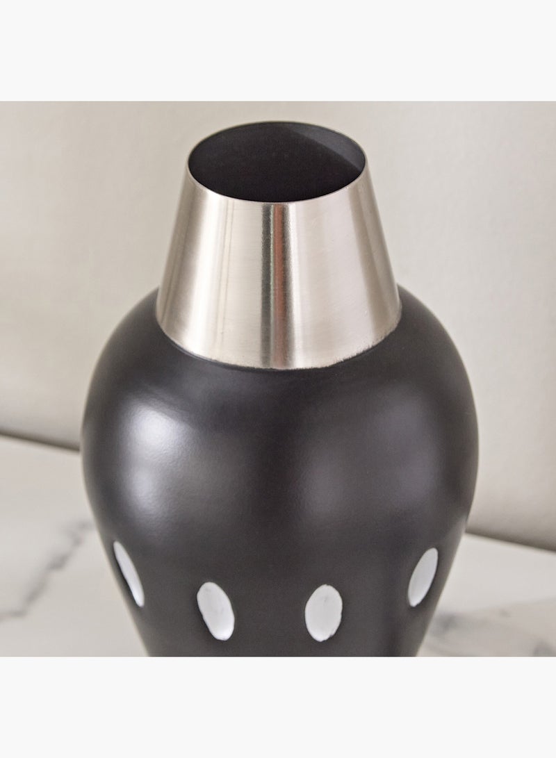Home Box Ornate Metal Vase  - Image 3