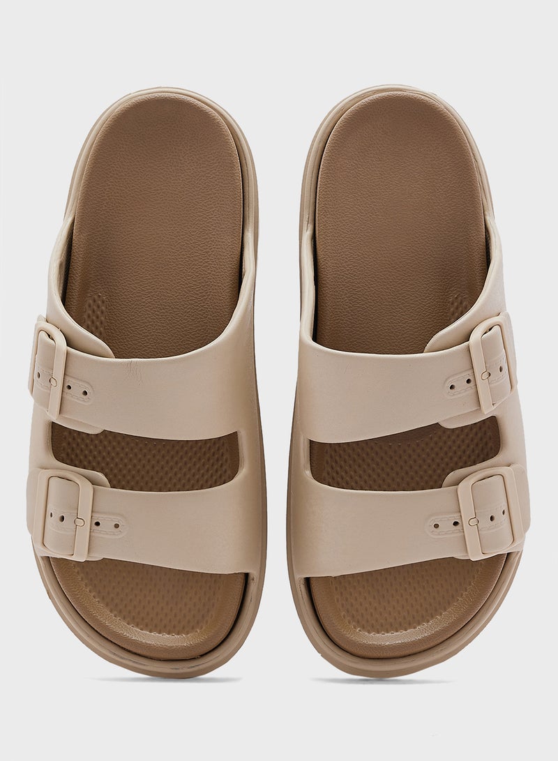 سفنتي فايف صنادل فوم كاجوال - Image 4