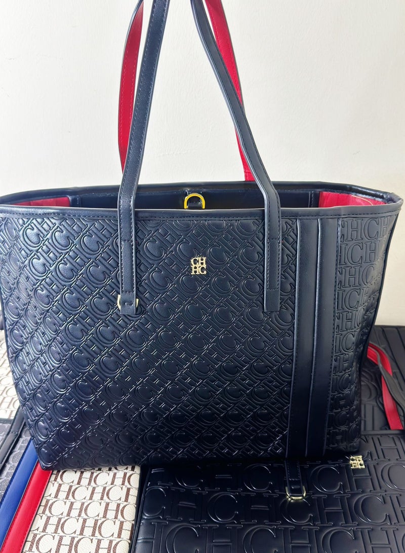 Luxurious and elegant women's bag