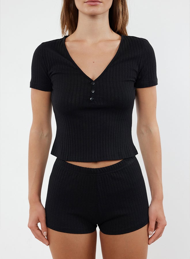 trendyol Black Button Detail Knitted Pajama Set with Ribbed Shorts - Image 3