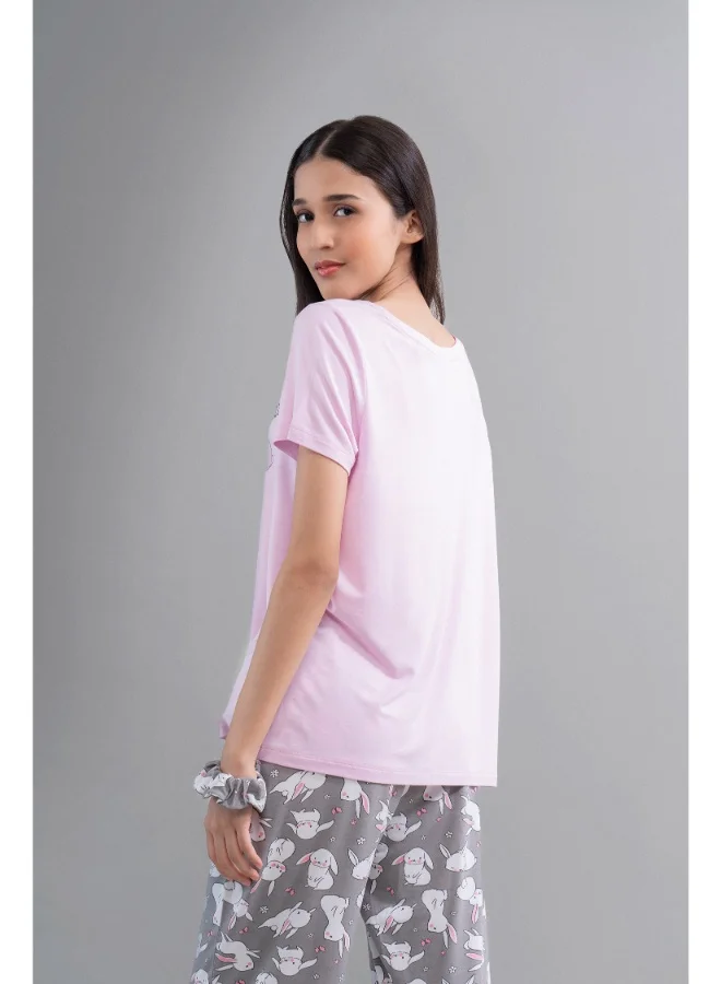 نسيسيرا Cuddly Bunny Regular T-Shirt