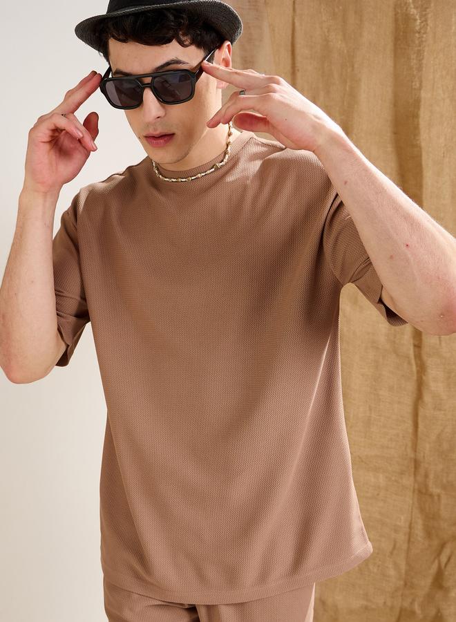 SASSAFRAS Men Brown Waffle Textured Short Sleeve Oversized T-Shirt - Image 4