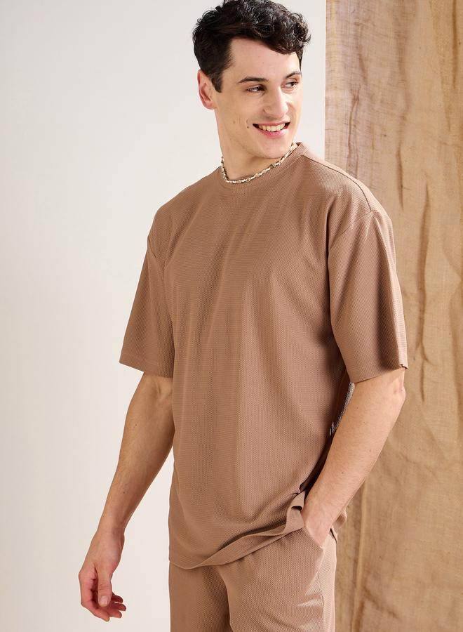 SASSAFRAS Men Brown Waffle Textured Short Sleeve Oversized T-Shirt - Image 3