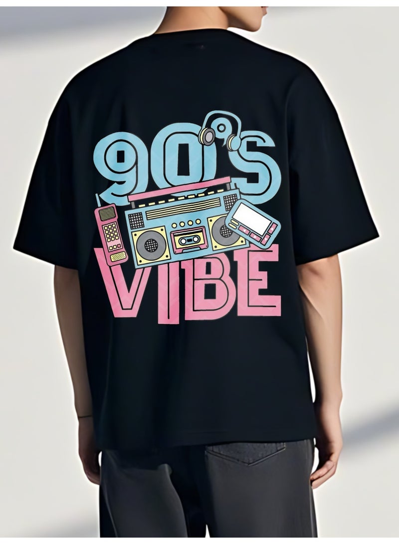 تي شيرت رجالي أسود من القطن الخالص بطبعة '90s Vibe' بقصة فضفاضة - Image 2