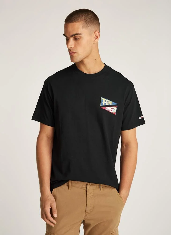 TOMMY JEANS Logo Short Sleeve Crew Neck T-Shirt