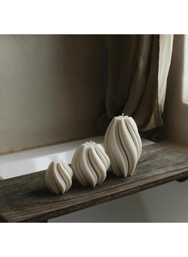 LAMAY Swirl Candle - Large Beautiful Handmade Pillar Scented Soy Wax Twirl Elegant Bubble Aesthetic Housewarming Gift Home Room Shelf Decor Idea Spiral Candle White (Large) - Image 4