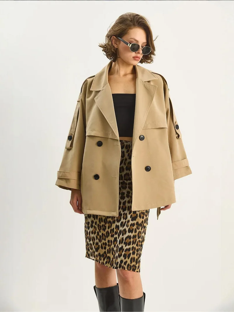 بيانكو لوتشي معطف ترنش ميدي بأزرار من لوتشي