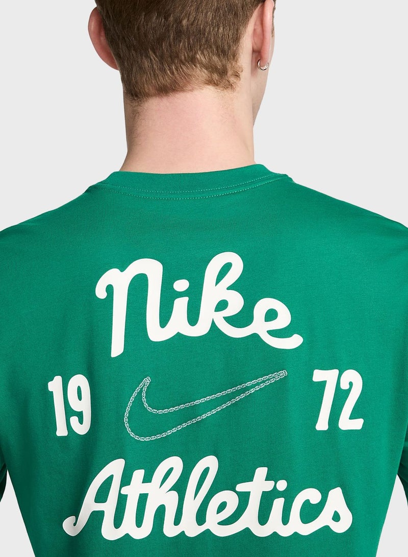Nike Club Essential T-Shirt - Image 4